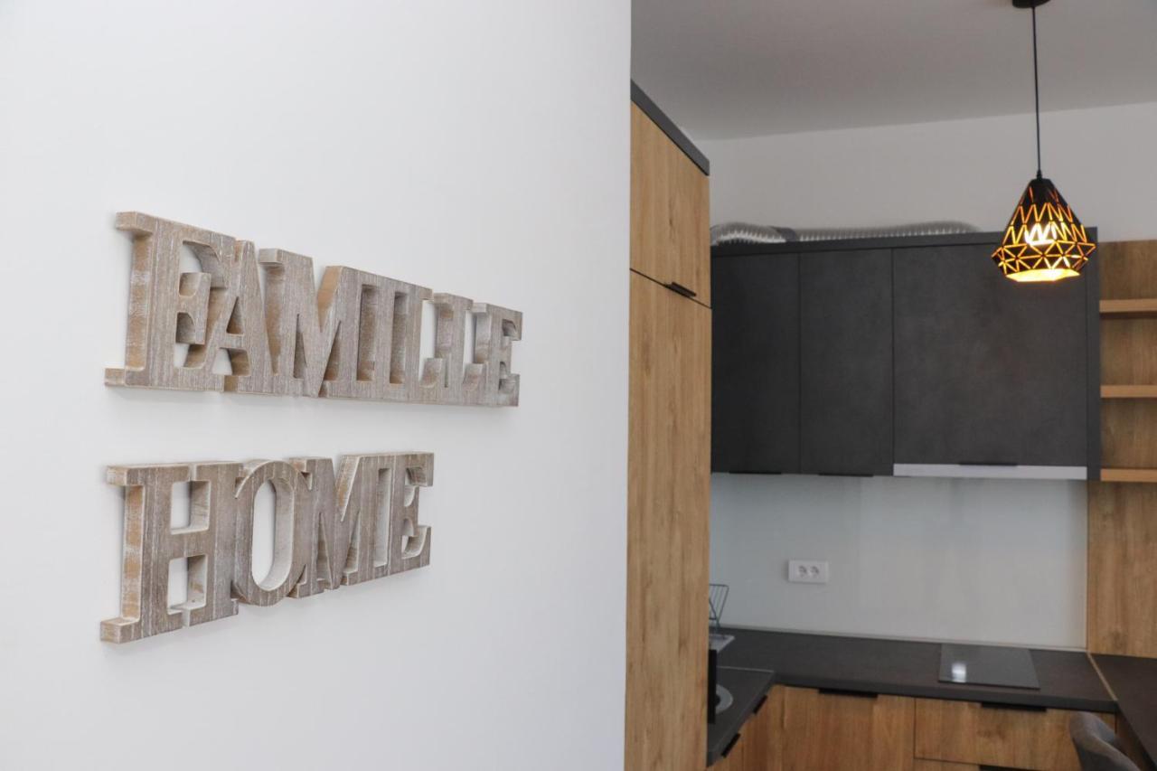 Eagles Apartments & Suites อุลซิน ภายนอก รูปภาพ
