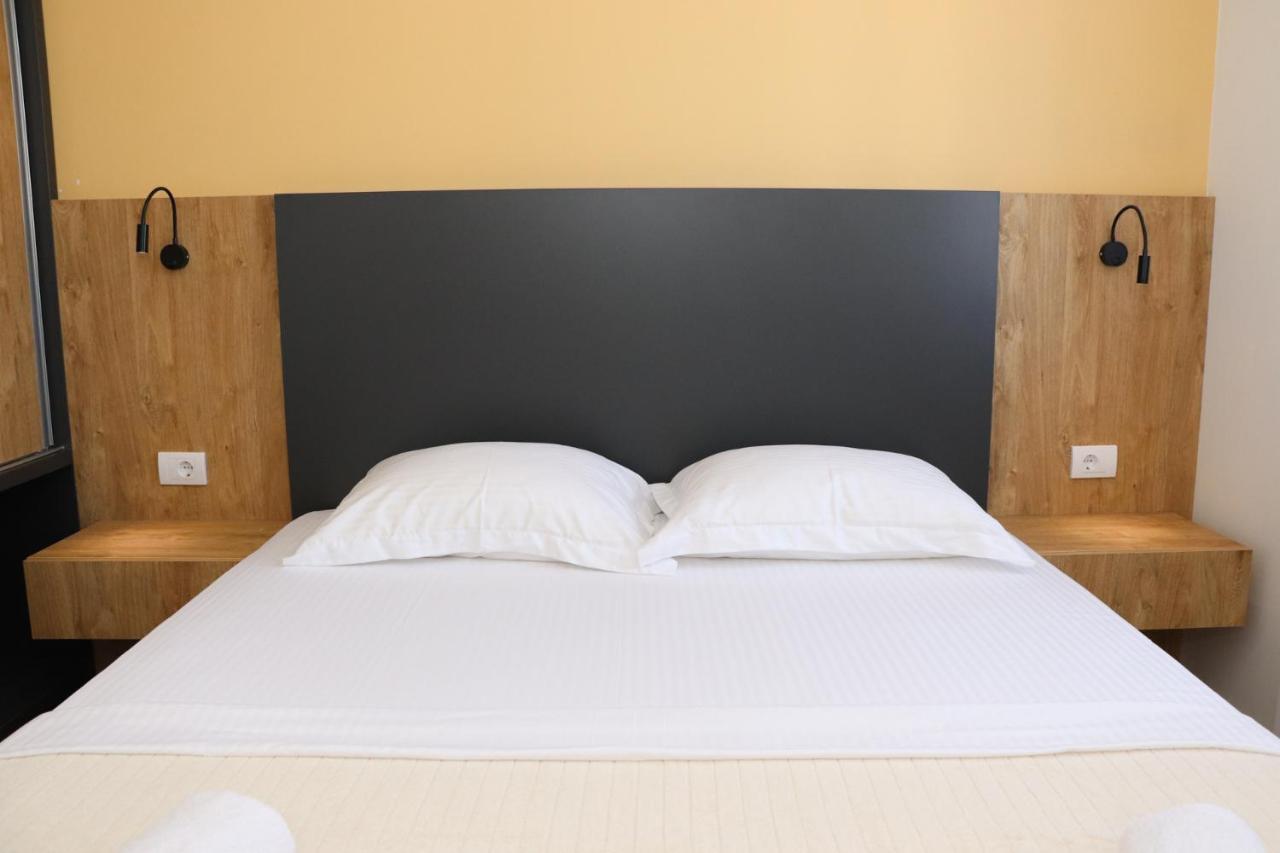 Eagles Apartments & Suites อุลซิน ภายนอก รูปภาพ
