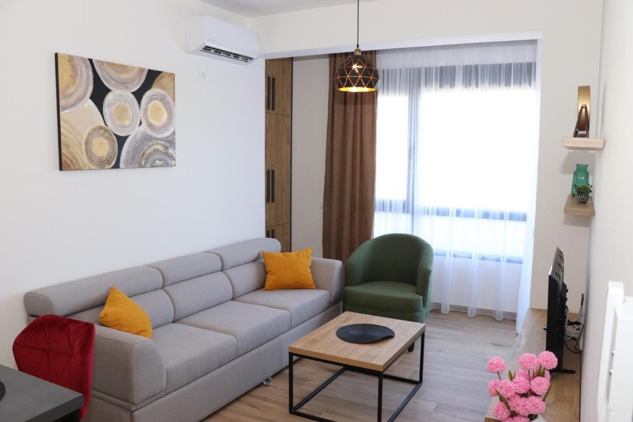 Eagles Apartments & Suites อุลซิน ภายนอก รูปภาพ