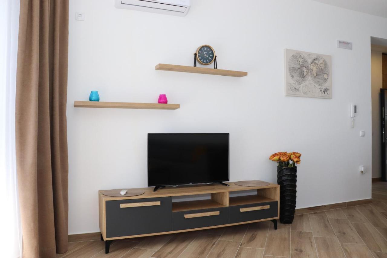 Eagles Apartments & Suites อุลซิน ภายนอก รูปภาพ