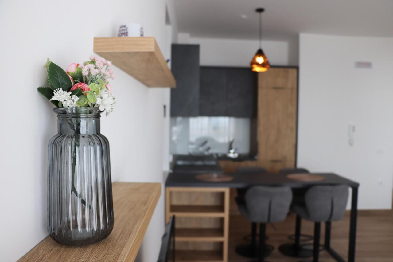 Eagles Apartments & Suites อุลซิน ภายนอก รูปภาพ