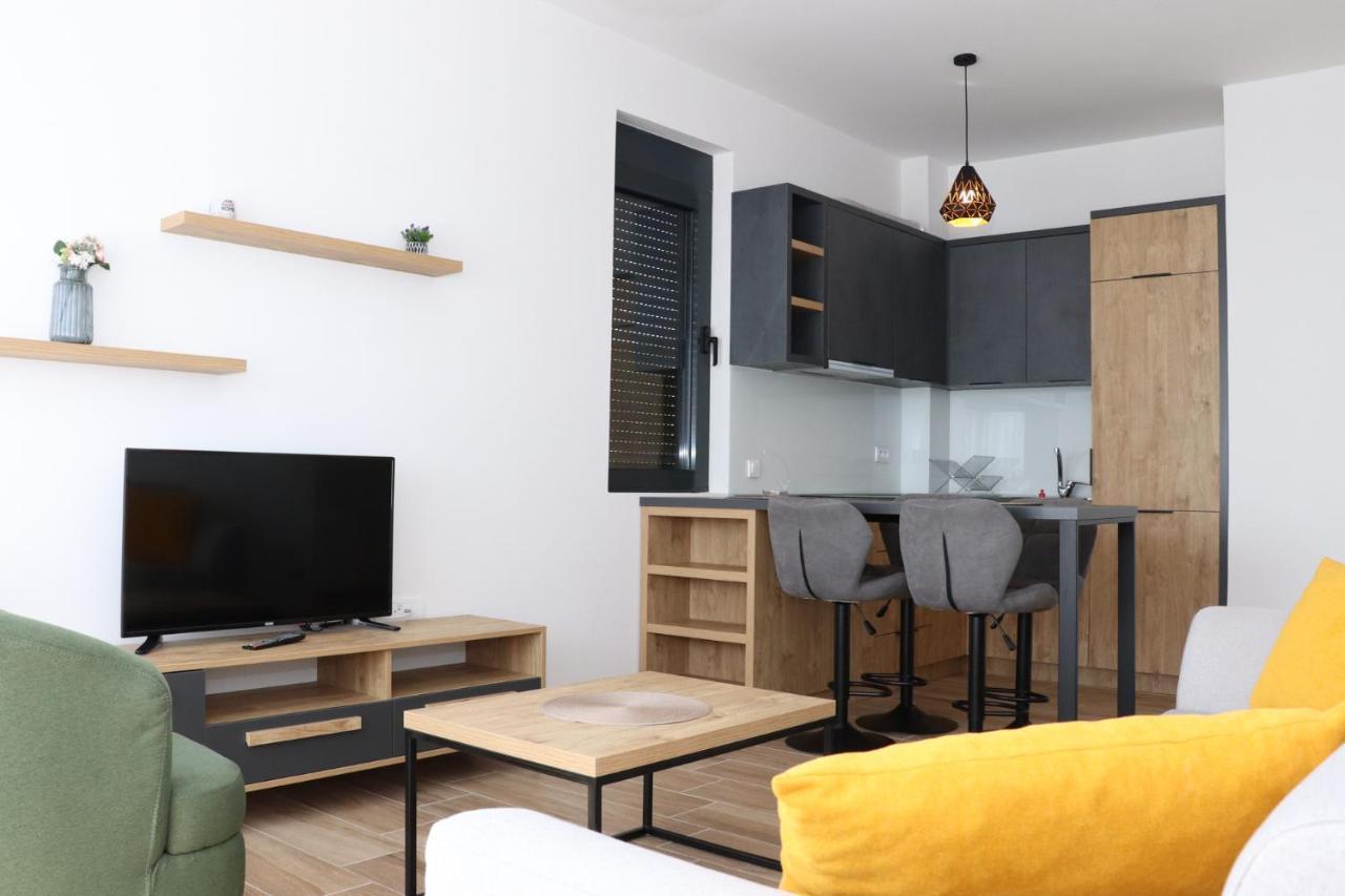 Eagles Apartments & Suites อุลซิน ภายนอก รูปภาพ