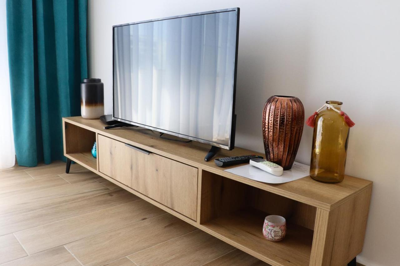 Eagles Apartments & Suites อุลซิน ภายนอก รูปภาพ